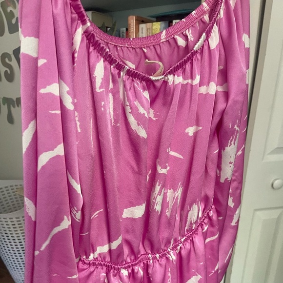 Satin Cut Out Dress💕 - Picture 14 of 15